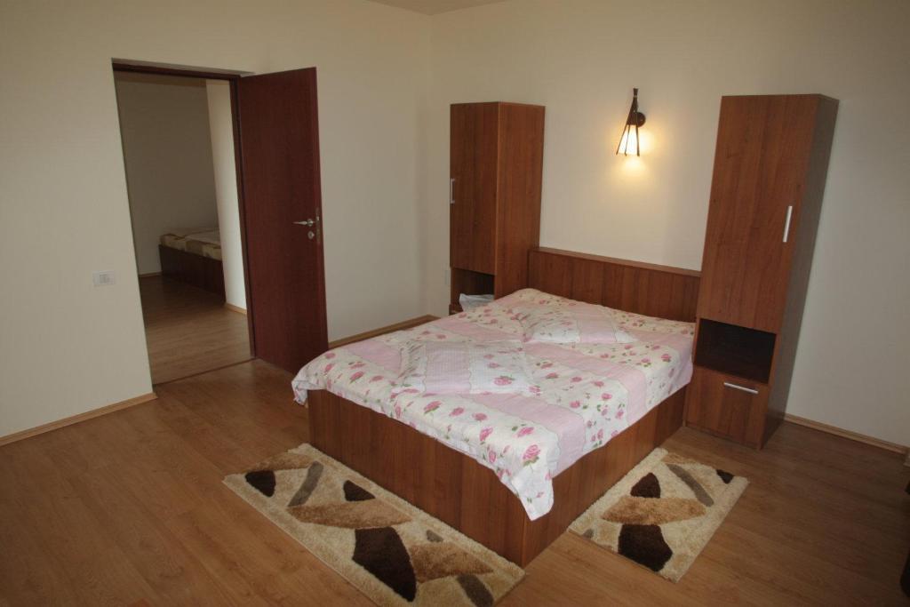 Hostel Tropical Drobeta Turnu Severin Eksteriør bilde